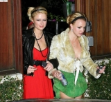 Photo Of Britney Spears And Paris Hilton